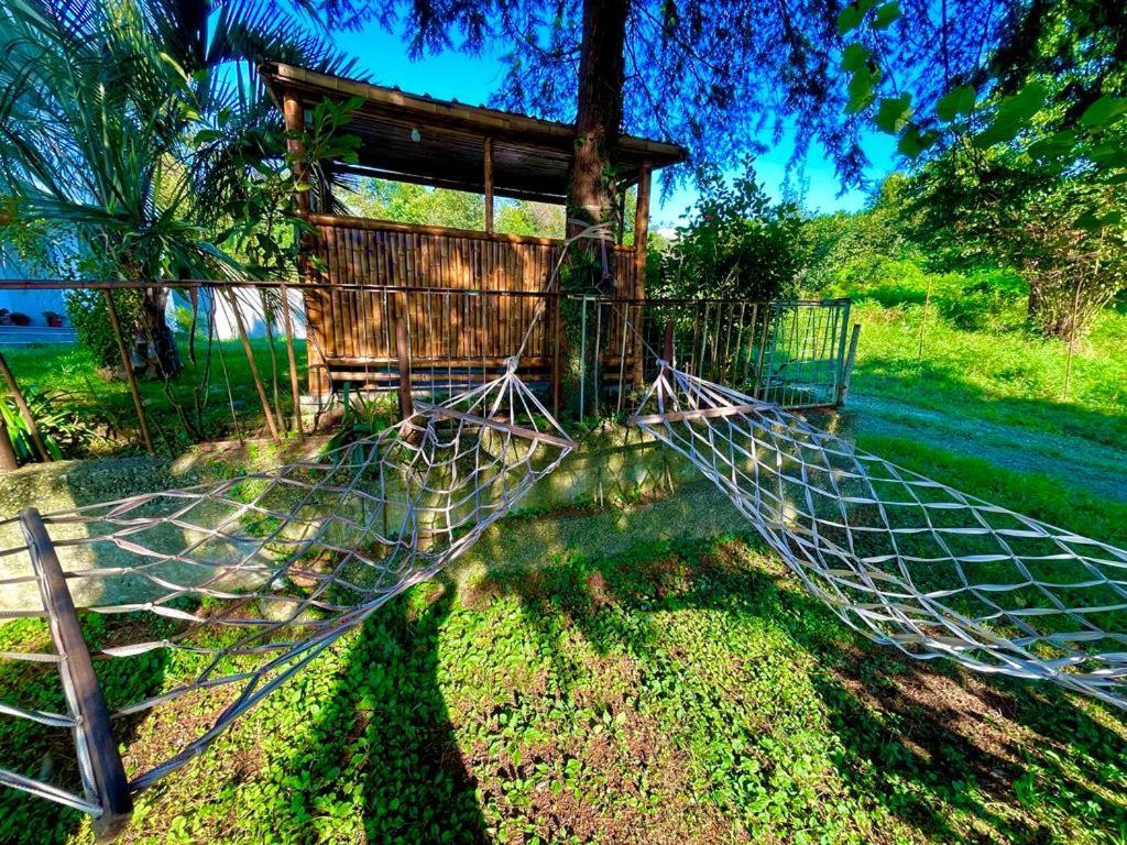 Villa In Chakvi Luaran gambar